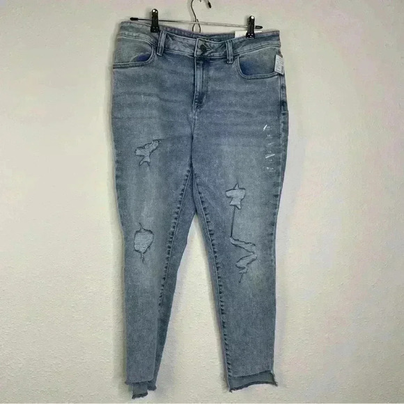 Maurice’s High Rise Vintage Jeggings Distressed Size 14 - Picture 1 of 8